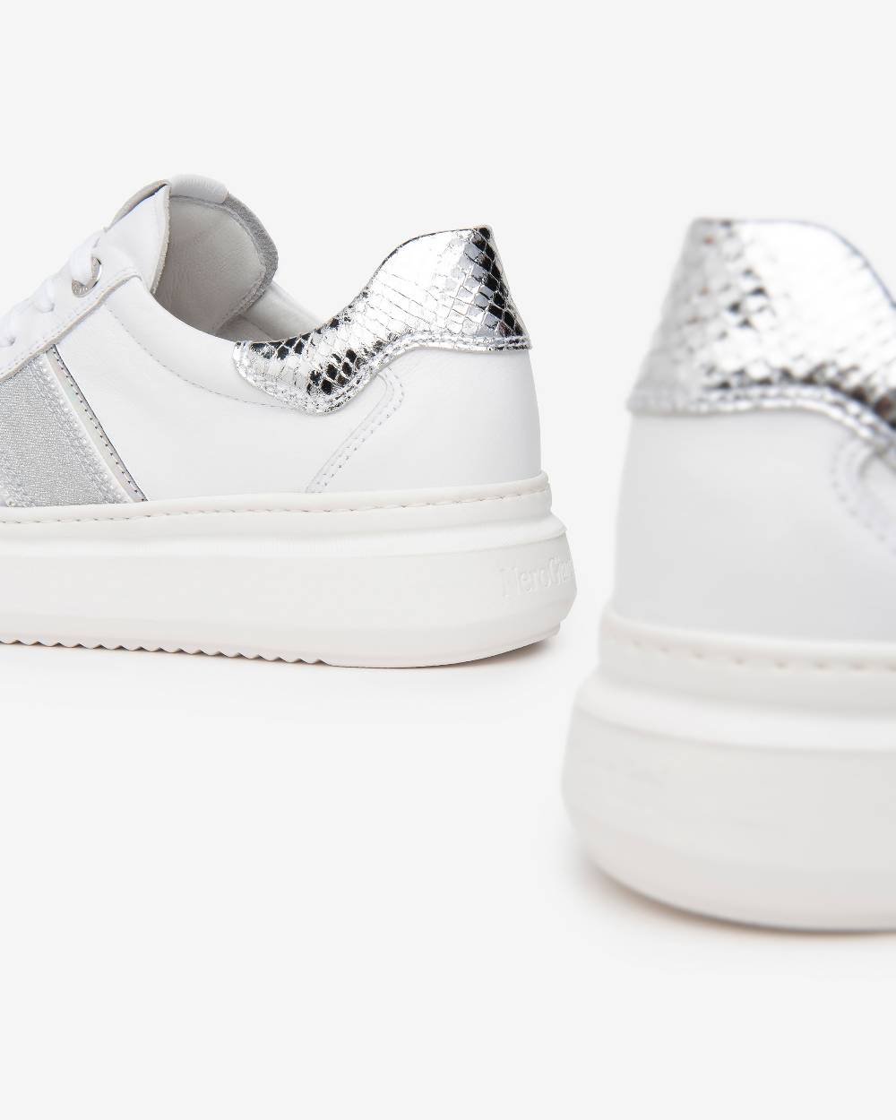NeroGiardini Art. E409919D Saldi