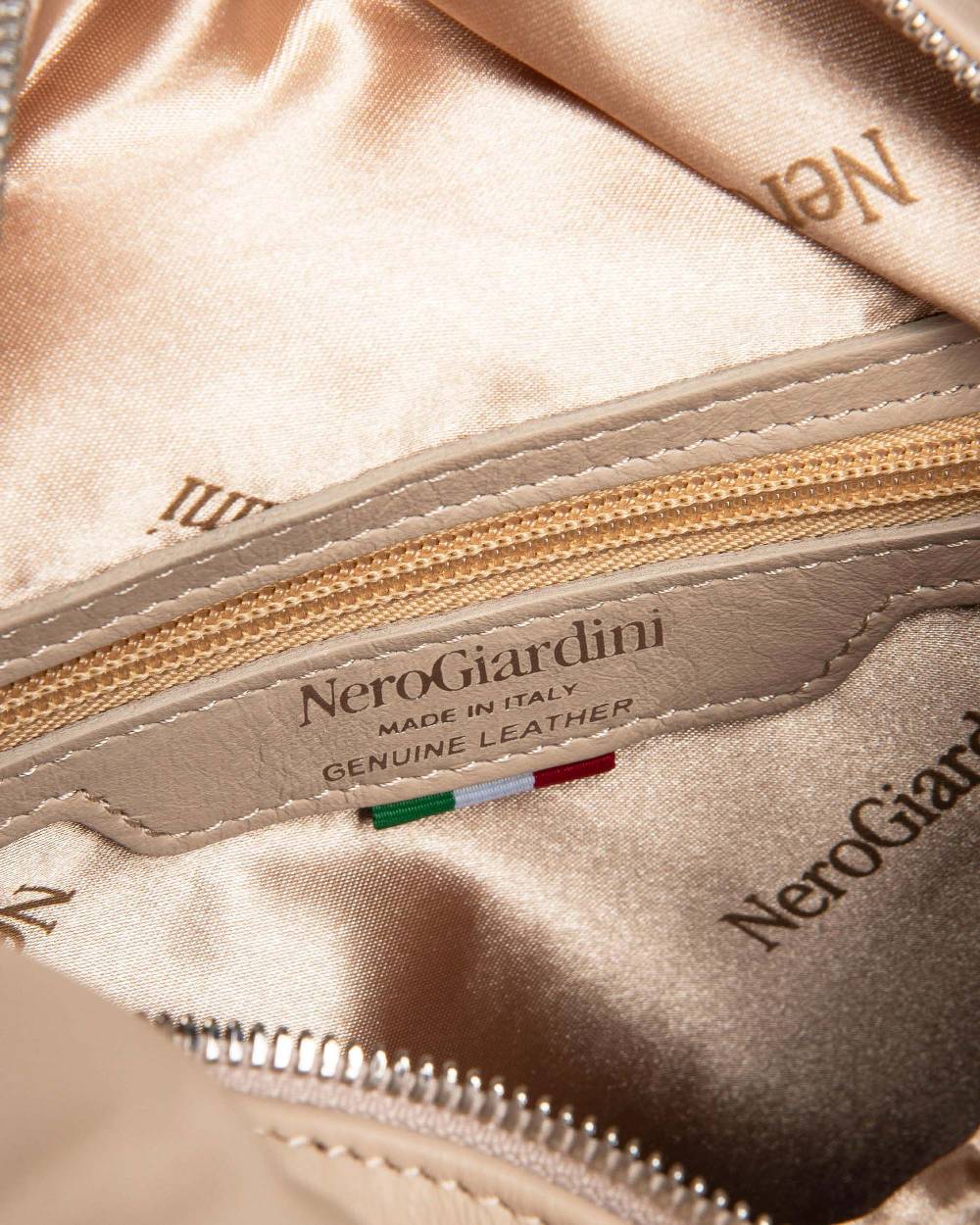 NeroGiardini Art. E443715D Italia