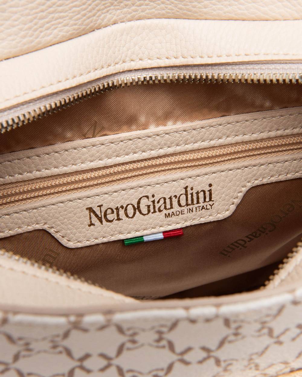 NeroGiardini Art. E443722D 2025