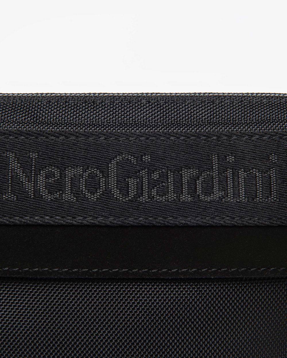 NeroGiardini Art. I343600U In Vendita