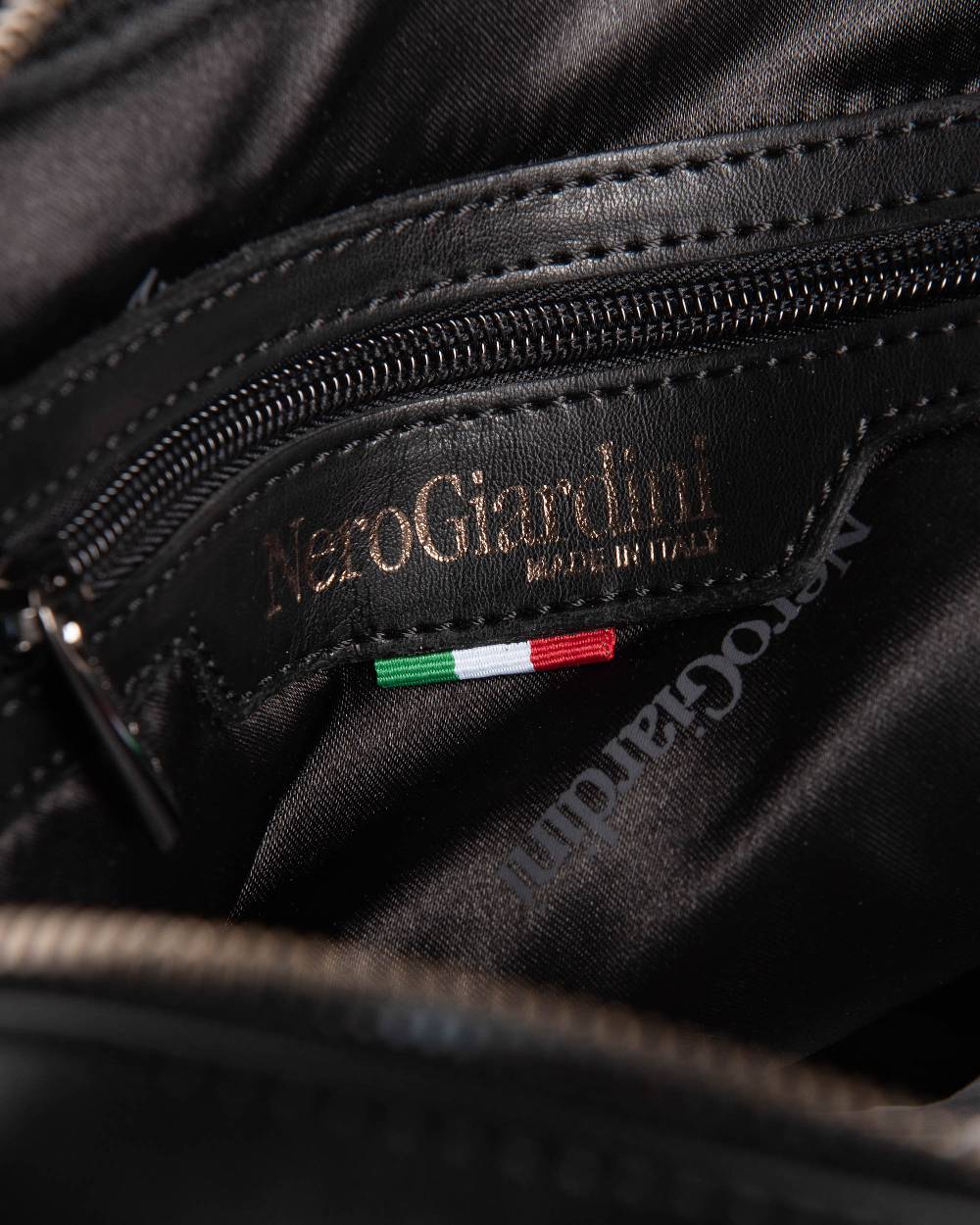 NeroGiardini Art. I243192U Saldi
