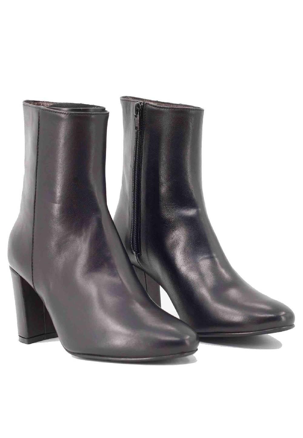 L'ARIANNA Stivaletti TR1692/G in pelle nera In Linea