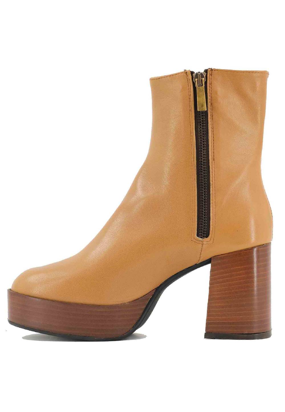 L'ARIANNA Stivaletti TR1556 in pelle senape con tacco alto e plateau con zip laterale di chiusura Online