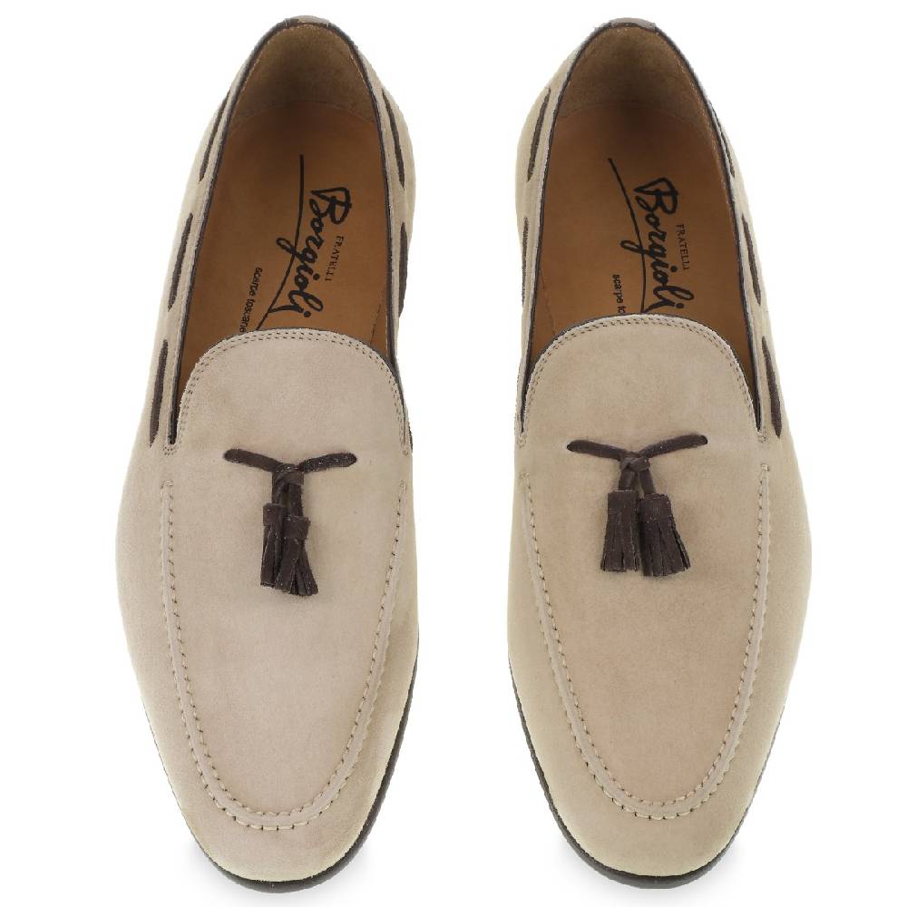 Lartigiano Del Cuoio Mocassino con nappine in pelle di camoscio beige fatto a mano da Fratelli Borgioli In Linea