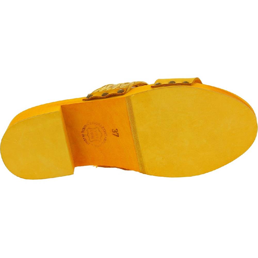 Lartigiano Del Cuoio Sabot da donna giallo in legno artigianali con fascia in rafia e pelle Negozi Online