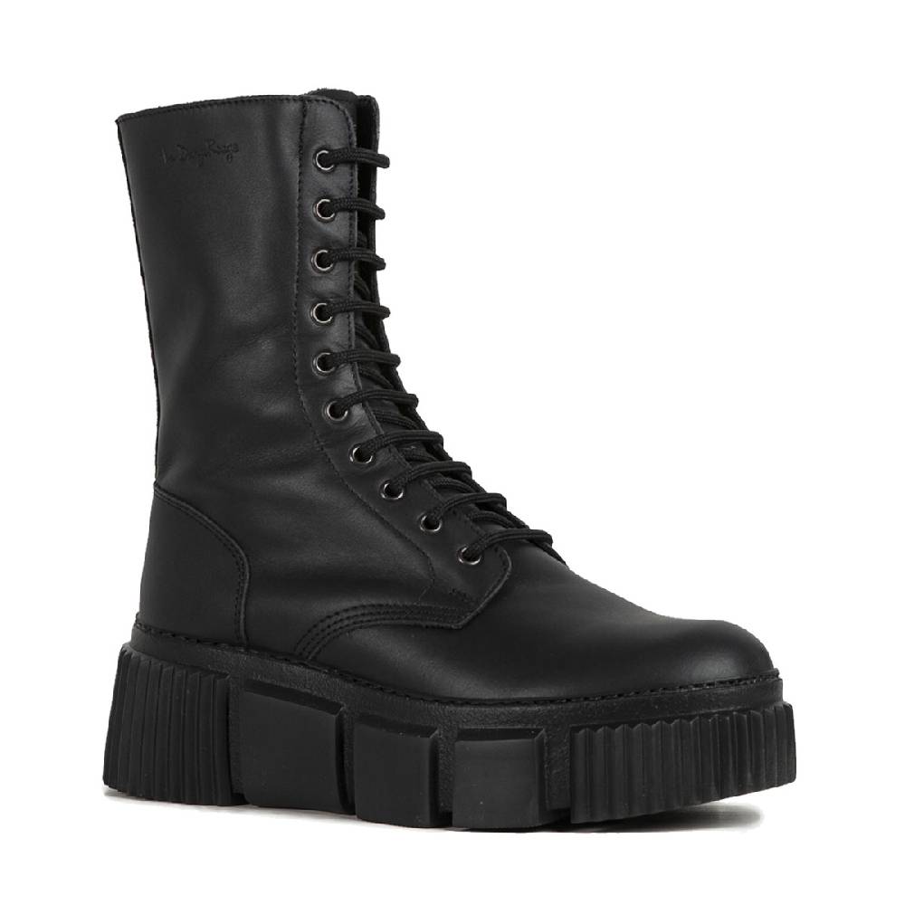 Le Dangerouge Twiggy Black Laces In Vendita