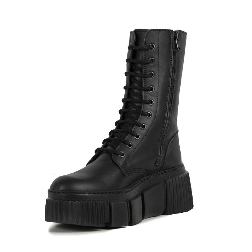 Le Dangerouge Twiggy Black Laces In Vendita