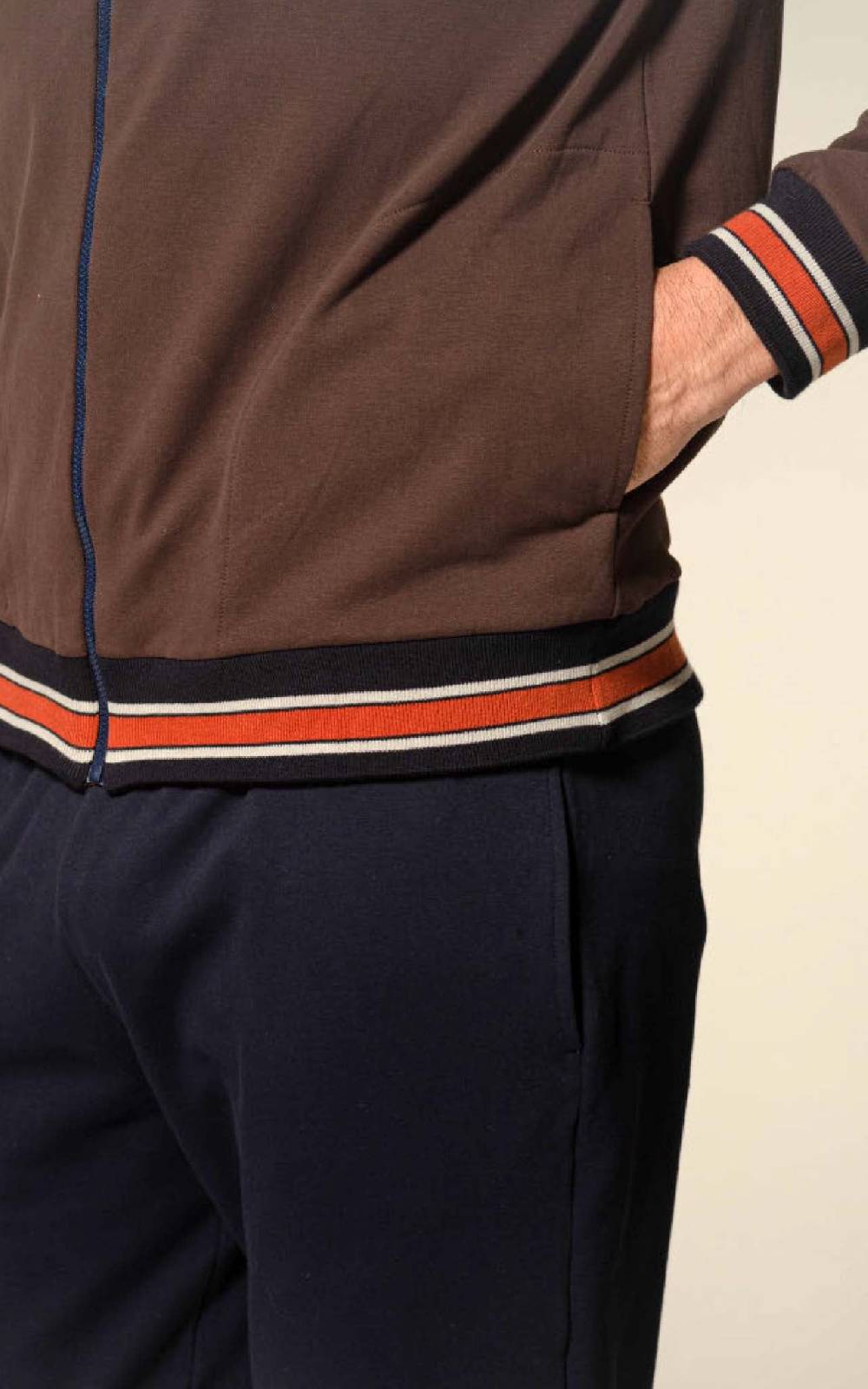 Julipet Tuta in felpa con zip Offerte