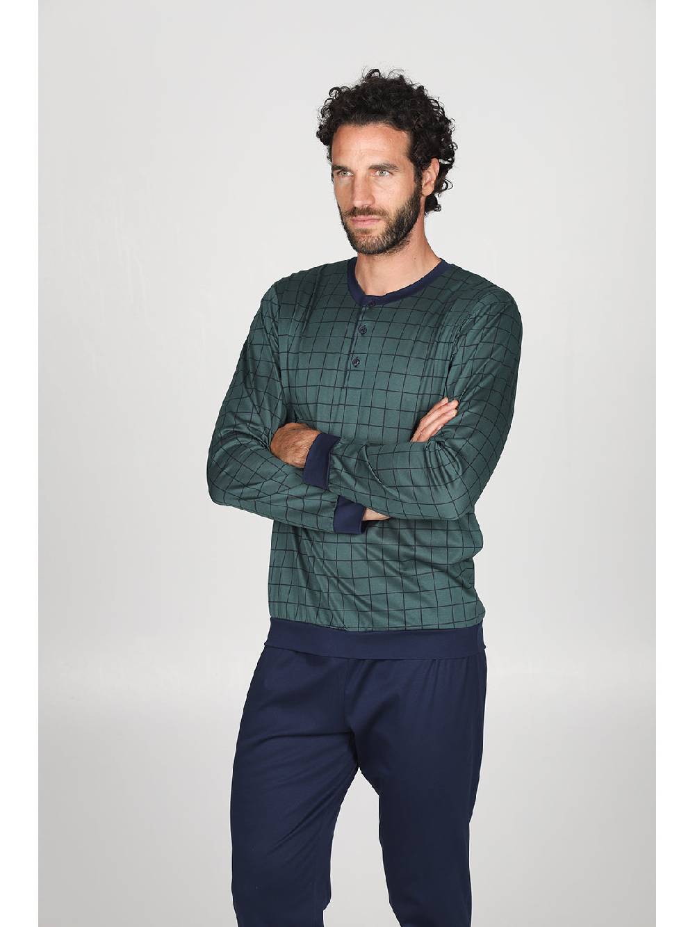 Julipet Pigiama serafino con maglia disegni a quadri, in ricercato luxury jersey 2025