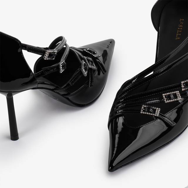 Le Silla Décolleté con listini vernice nera Negozio