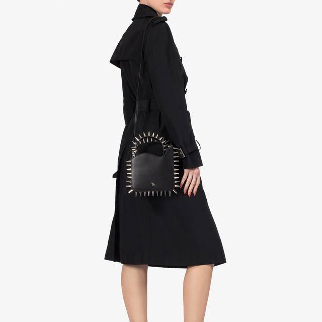 Le Silla Small bag pelle nera con borchie argento Vendita Economica