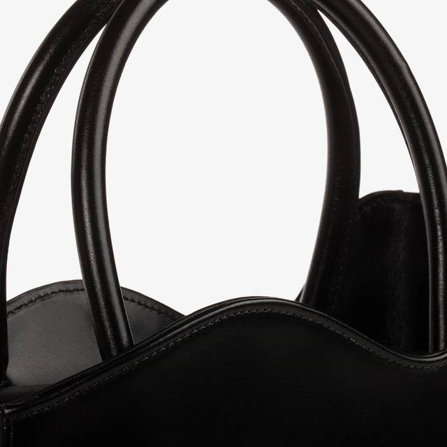 Le Silla Medium bag pelle nera In Saldo