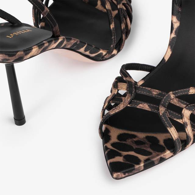 Le Silla Sandalo raso stampa leopardata Spedizione Gratuita