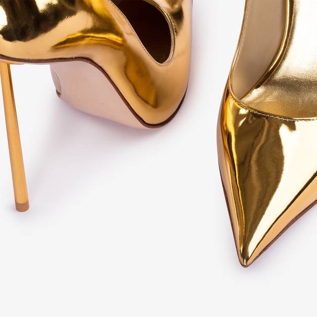 Le Silla Décolleté metallizzata oro pepita Negozio