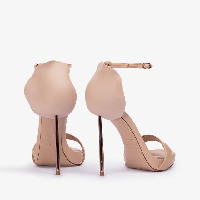 Le Silla Sandalo pelle nude skin Sconto
