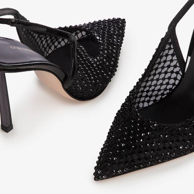 Le Silla Slingback gioiello rete nero jet In Vendita