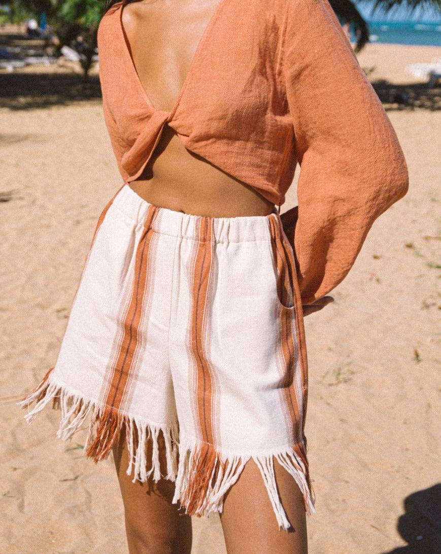 Manebí Cotton Silk Blend Bora Bora Shorts - Eggnog \u0026 Rust Stripes \u0026 Fringes Affare Del Giorno