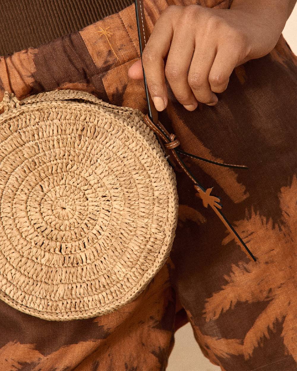 Manebí Raffia \u0026 Leather|Tamburine Bag - Tan \u0026 Brown Italy