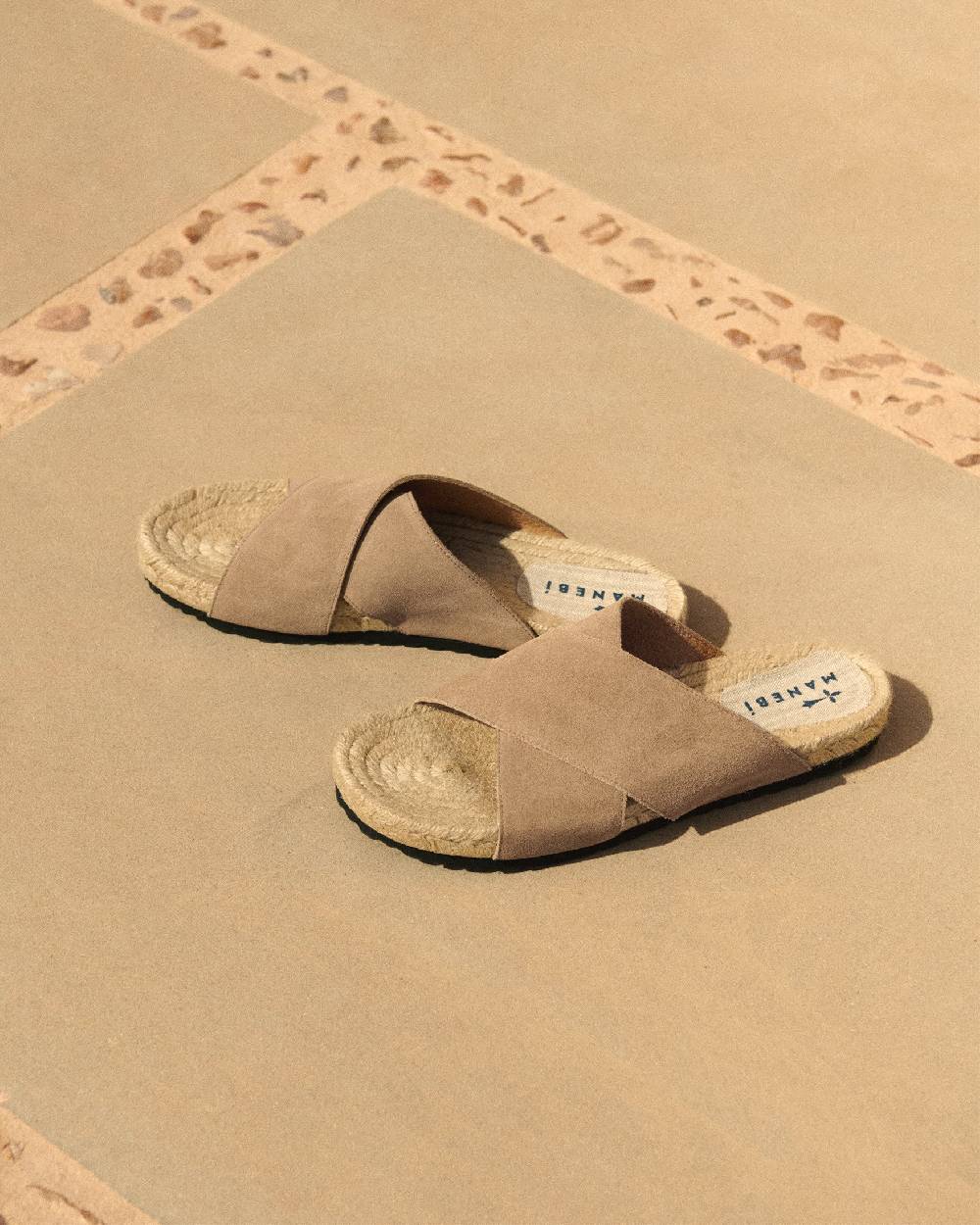 Manebí Suede Crossed Bands Sandals - Vintage Taupe Vendite Flash
