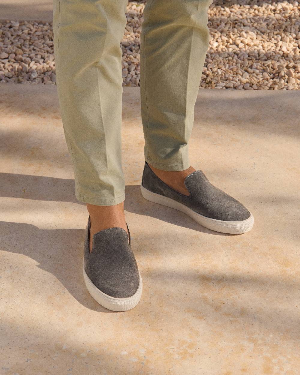 Manebí Suede Slip On - Carbon Grey Promozione Limitata