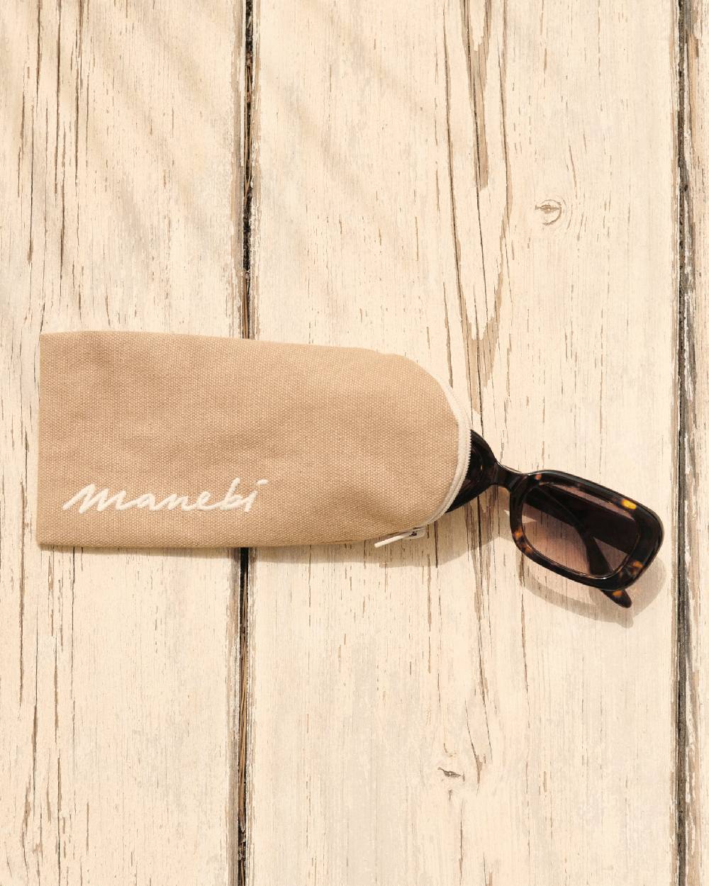 Manebí Canvas Sunglasses Case - La Havana Desert With Ecru Logo Economico
