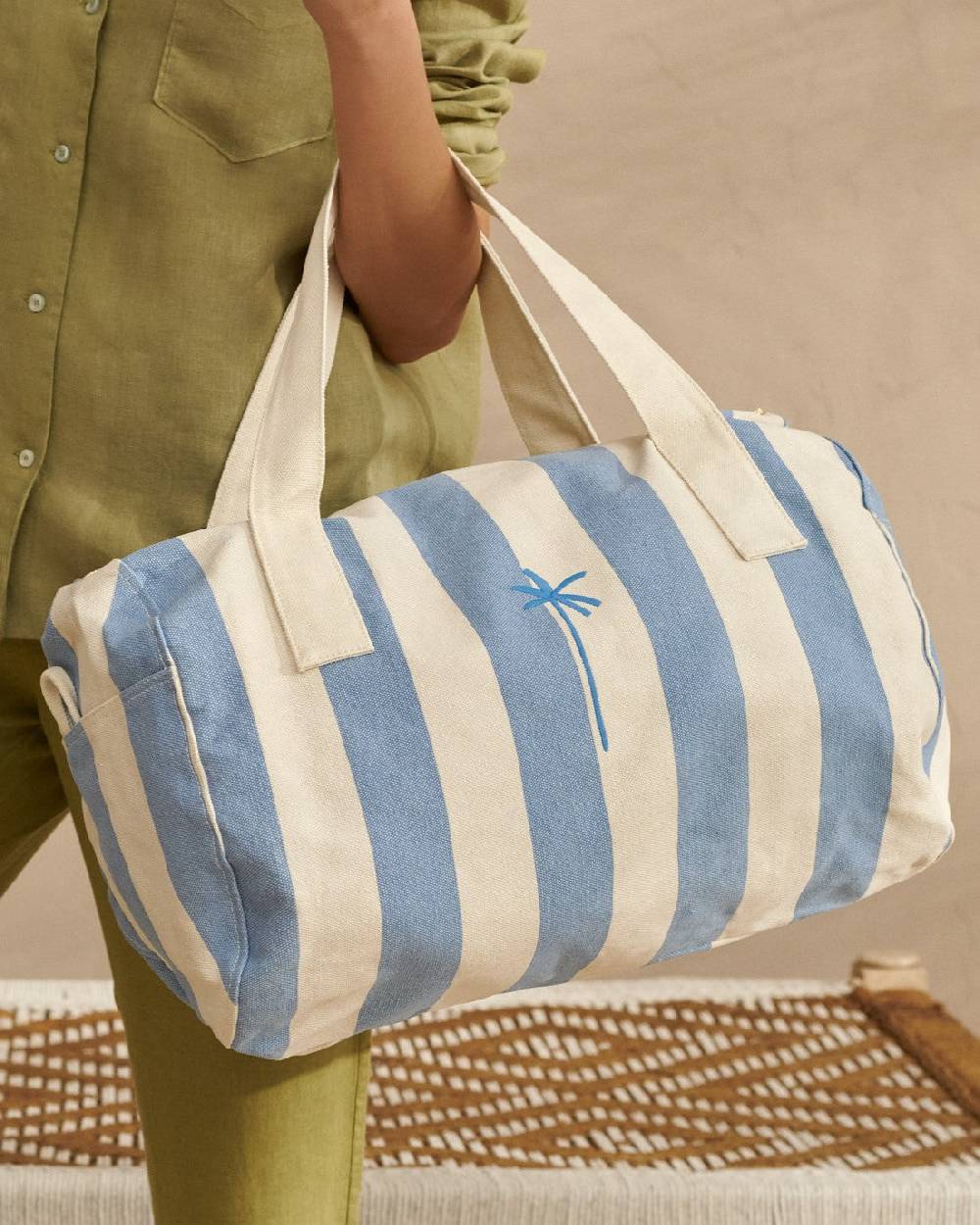 Manebí Canvas Weekend Bag - Embroidered Logo White and Indigo Stripes Outlet
