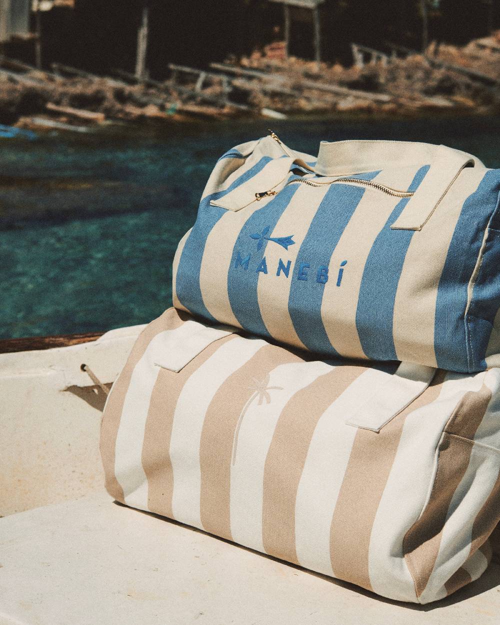 Manebí Canvas Weekend Bag - Embroidered Logo White and Indigo Stripes Outlet