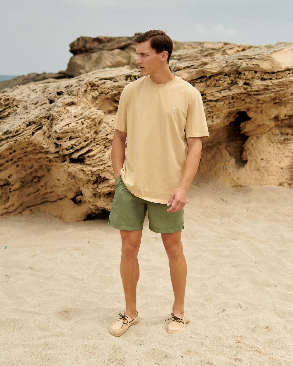 Manebí Solid Color Swim Shorts - Stone Washed Faded Kaki Green Negozi Online