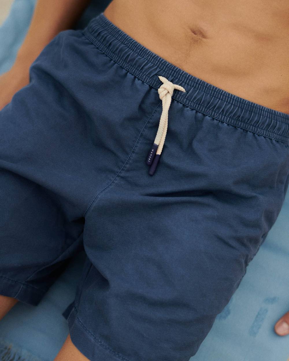 Manebí Solid Color Swim Shorts - Stone Washed Faded Navy Blue Acquista Ora