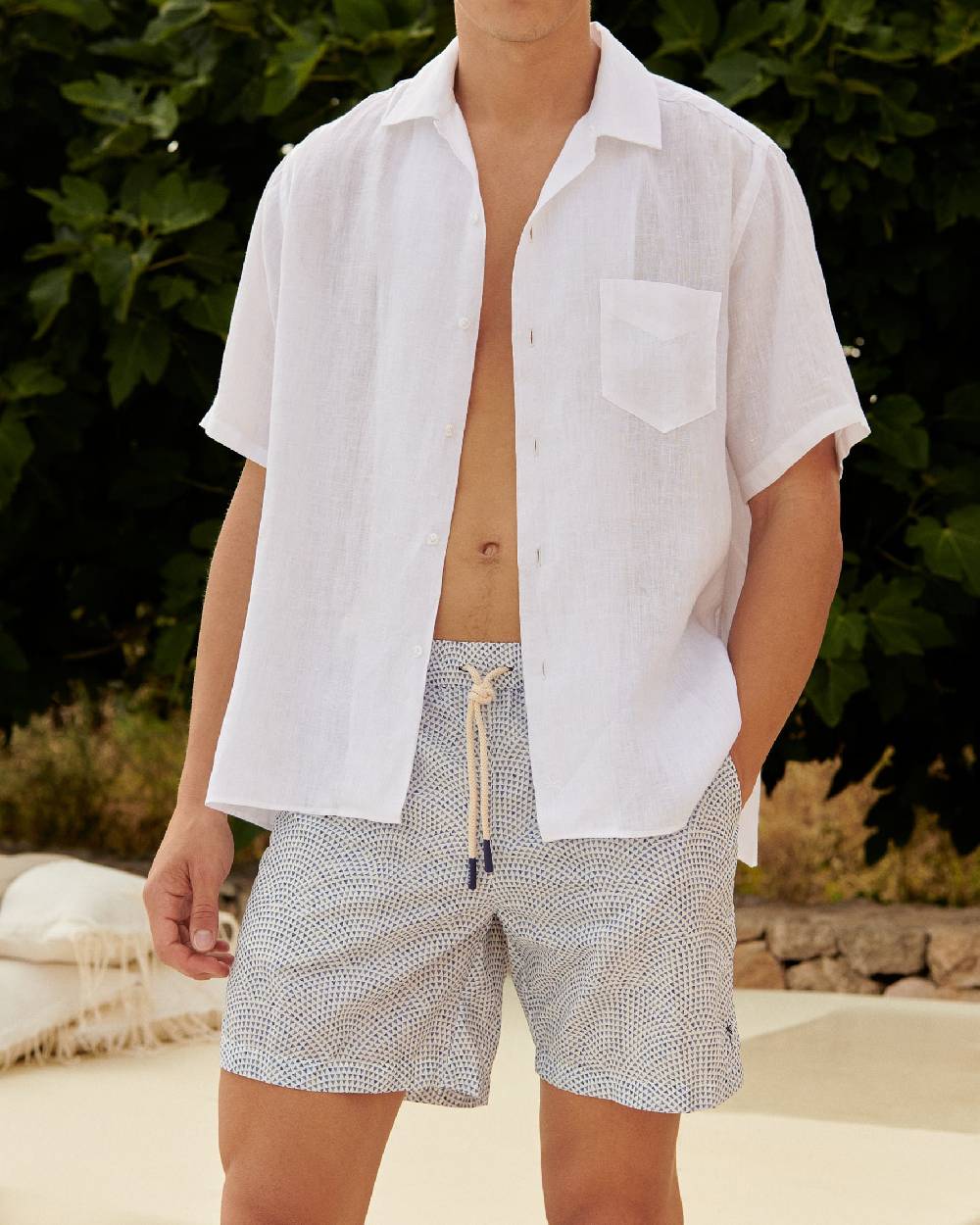 Manebí Printed Radial Triangles Swim Shorts - Recycled Ultra Light White \u0026 Triangles Convenienza