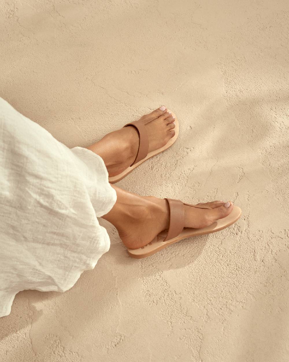 Manebí Leather Sandals - Canyon Tan Thongs Vendita