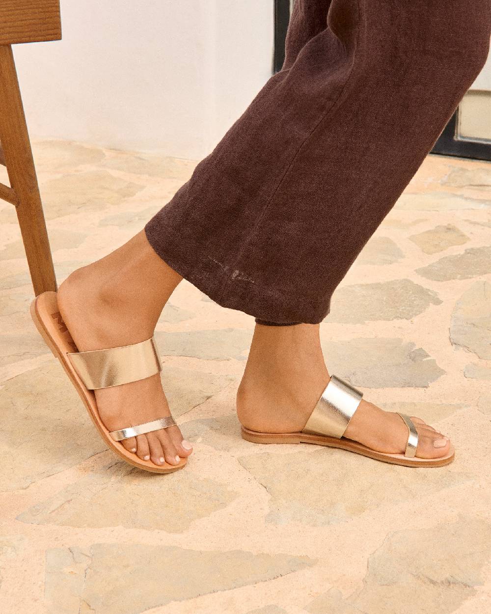 Manebí Leather Two Bands Sandals - Platinum Pezzi Unici