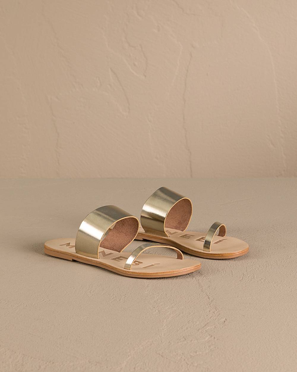 Manebí Leather Two Bands Sandals - Platinum Pezzi Unici