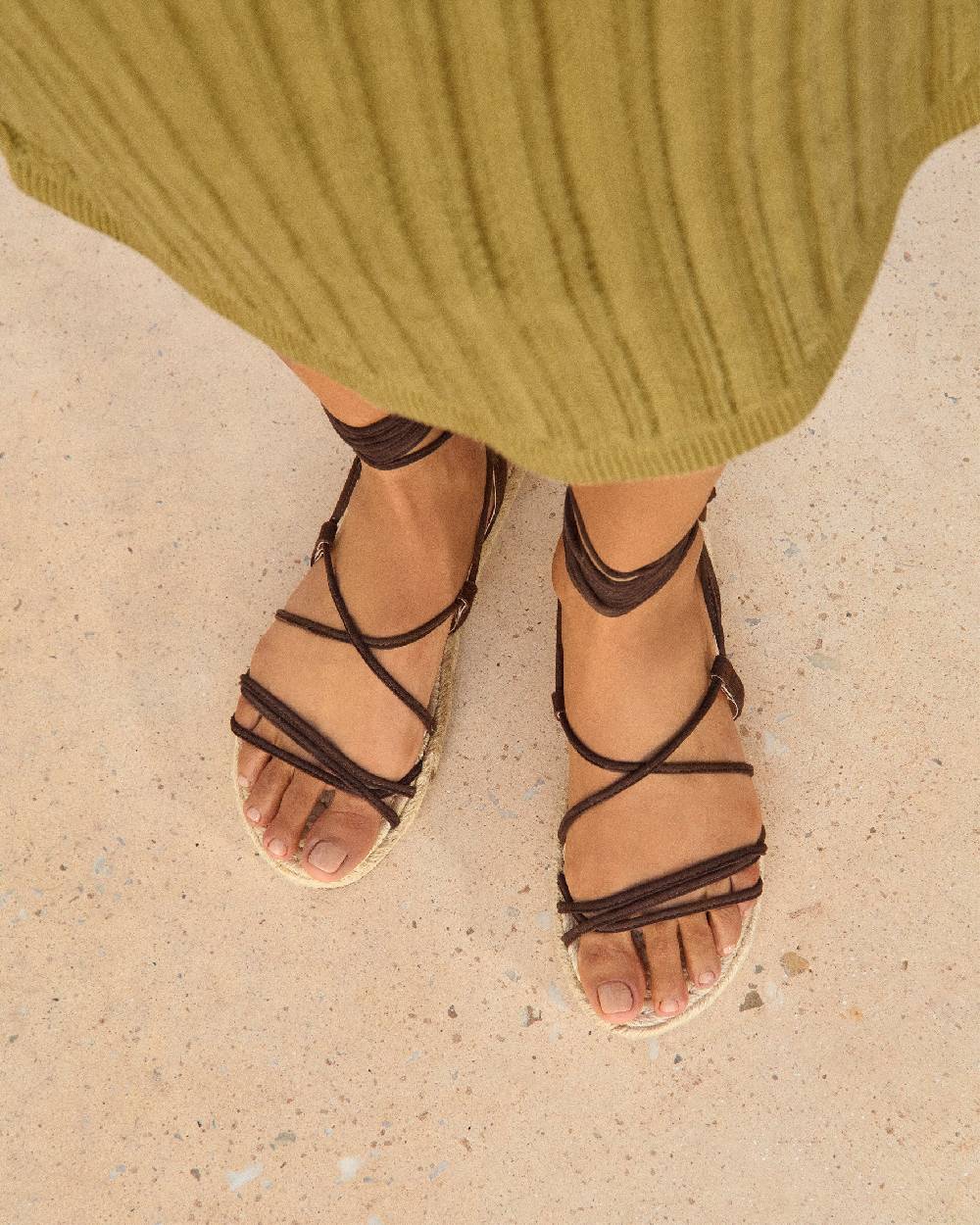 Manebí Suede \u0026 Jute Lace-Up Sandals - Cocoa Consegna Veloce