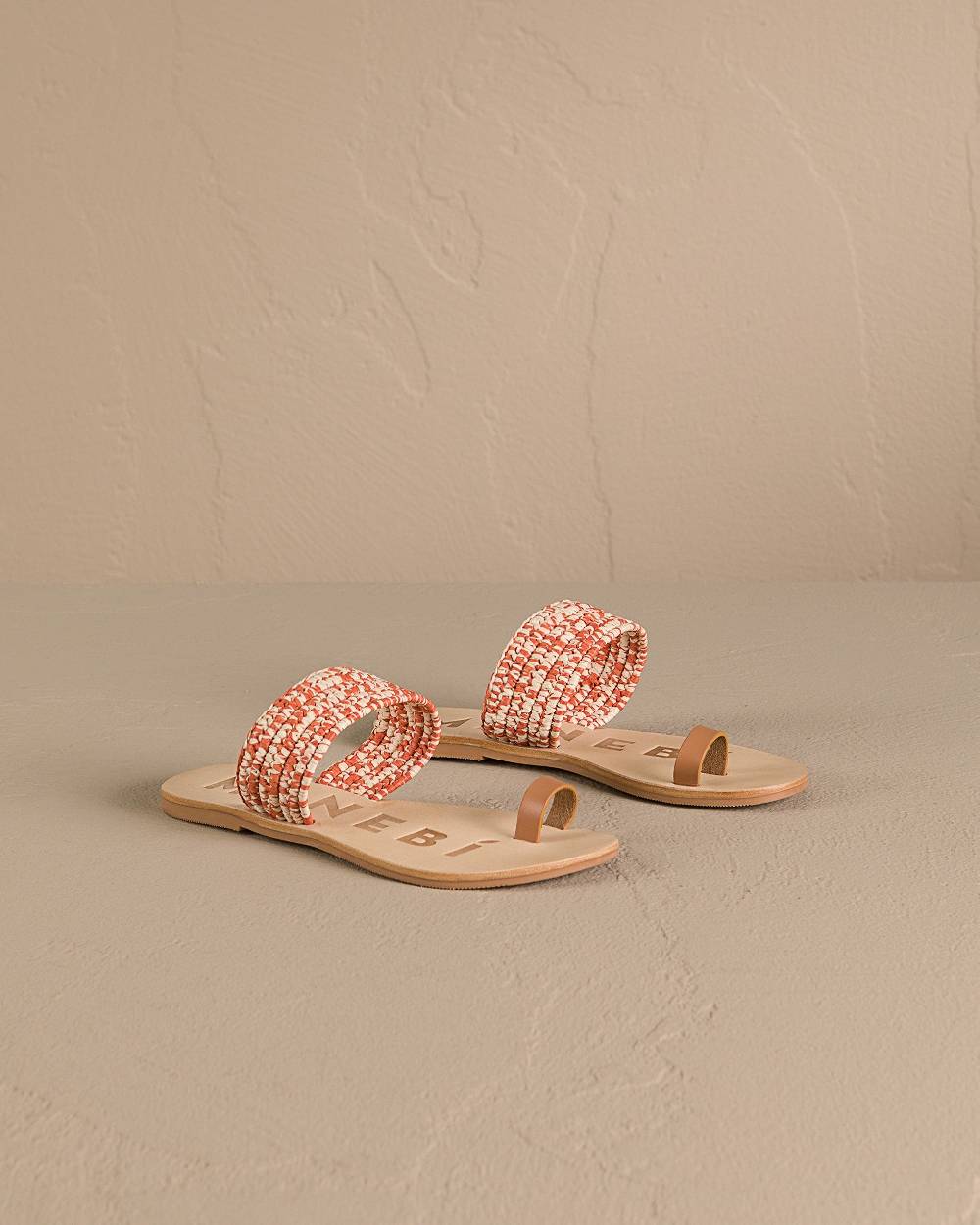 Manebí Raffia \u0026 Leather|Toe Ring Sandals - Orange Rust \u0026 Natural Mélange Promozione Limitata