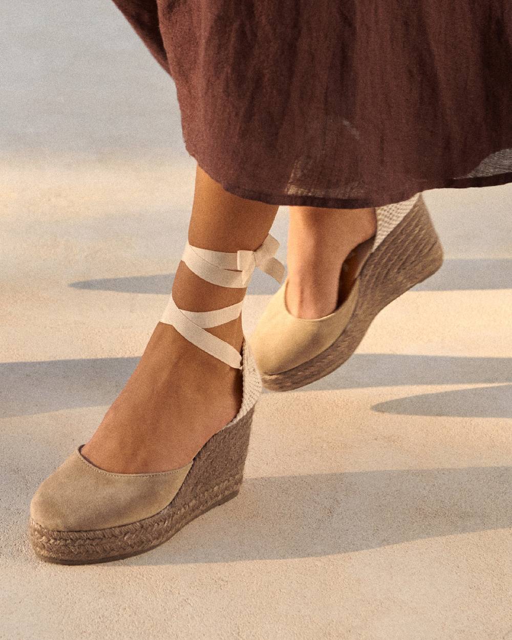 Manebí Soft Suede Wedge Espadrilles - Hamptons Vintage Taupe On Tone Negozi Online
