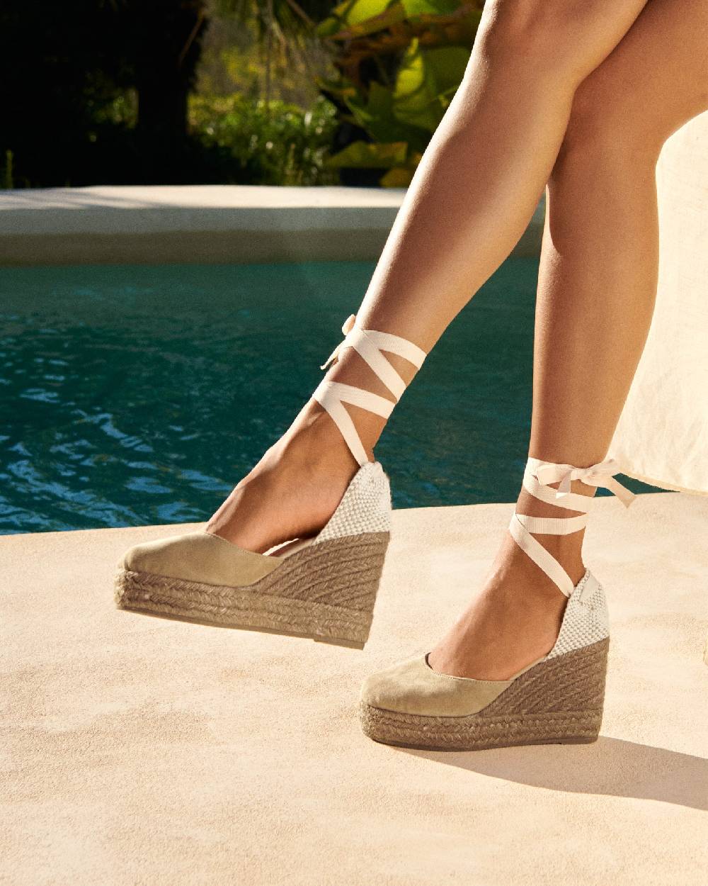 Manebí Soft Suede Wedge Espadrilles - Hamptons Vintage Taupe On Tone Negozi Online
