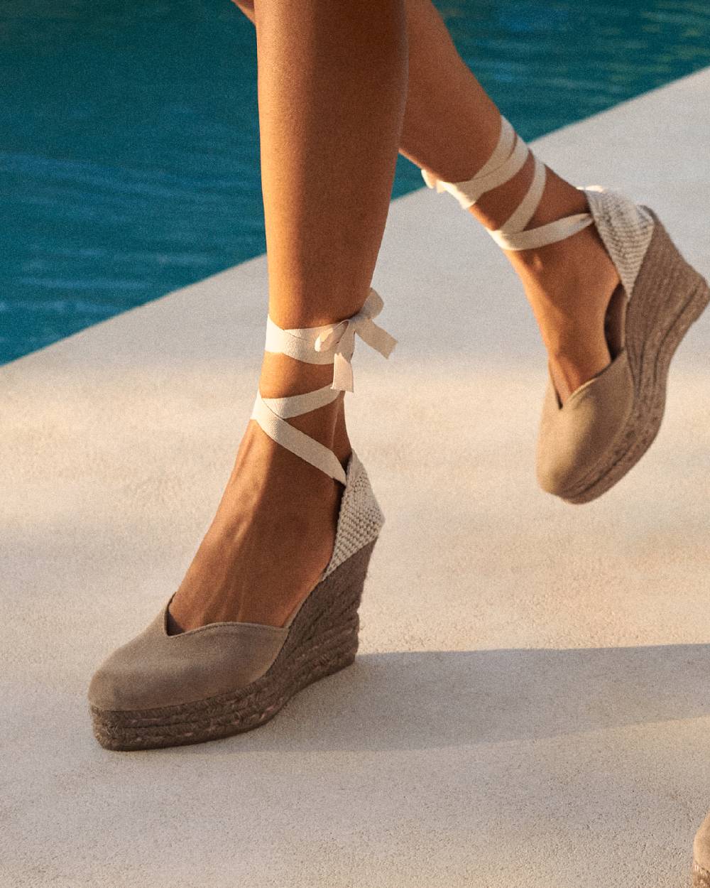 Manebí Soft Suede Heart-Shaped|Wedge Espadrilles - Hamptons Vintage Taupe On Tone Acquista Ora