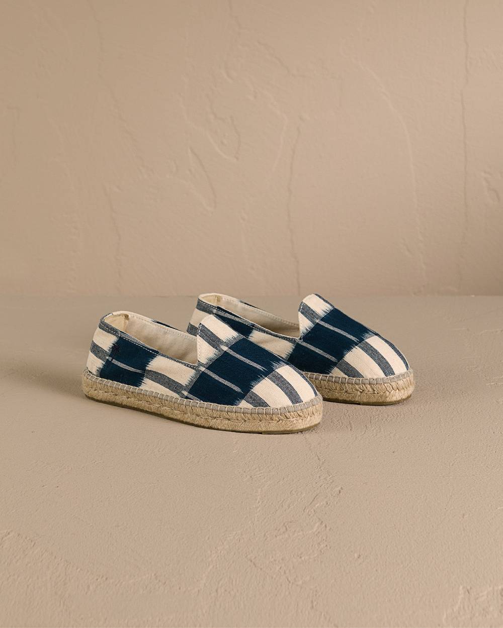 Manebí Dyed Cotton Espadrilles - Navy Blue And Indigo Pattern Negozi Online