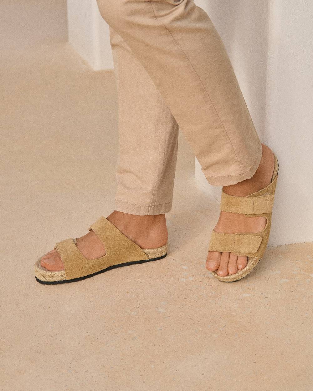 Manebí Suede Strap Nordic Sandals - Washed Beige Fino al 65% di sconto
