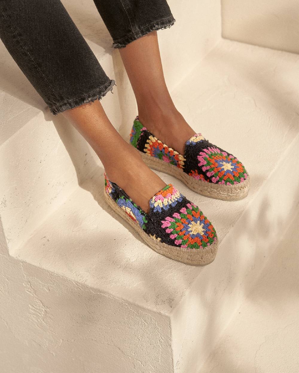 Manebí Cotton Crochet Double Sole Espadrilles - Yucatán Orange And Pink On Black Promozione Limitata