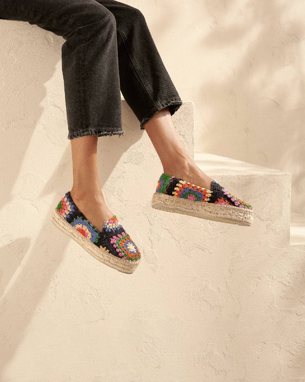 Manebí Cotton Crochet Double Sole Espadrilles - Yucatán Orange And Pink On Black Promozione Limitata