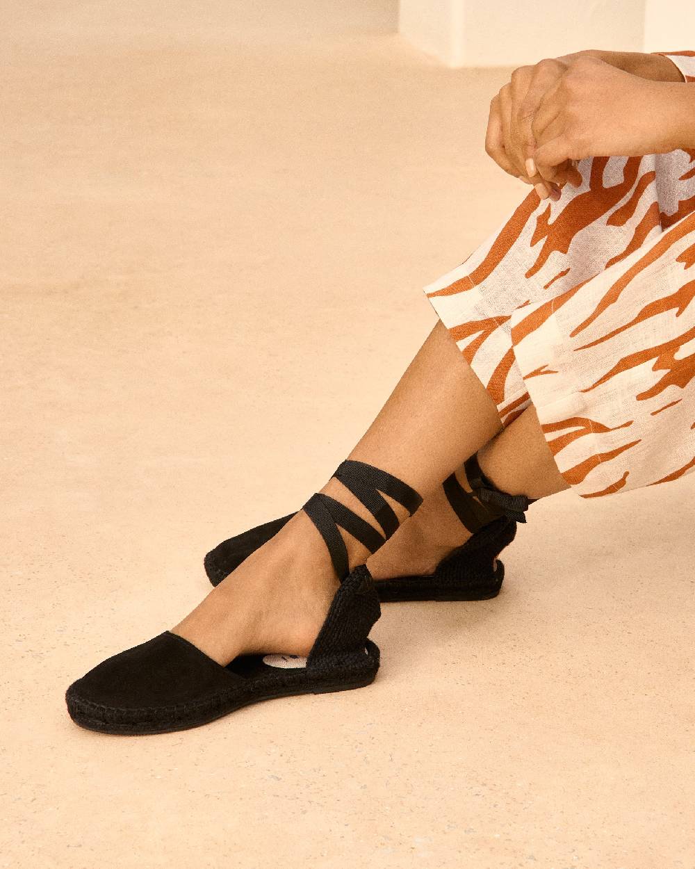 Manebí Suede Flat Valenciana Espadrilles - Hamptons Black On Tone Shopping Online