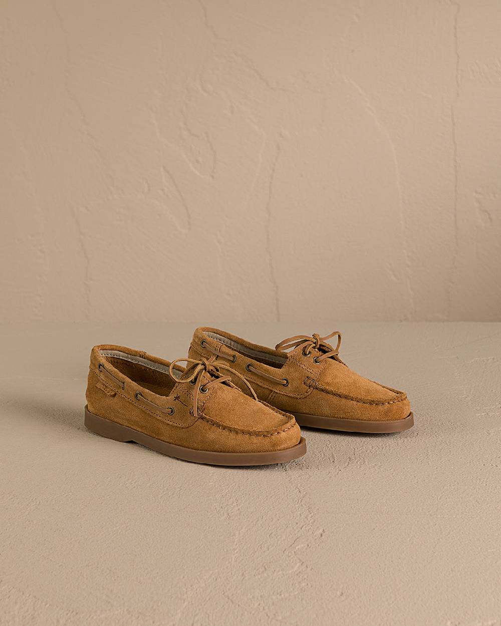 Manebí Suede Boat-Shoes - Hamptons Cuero Outlet