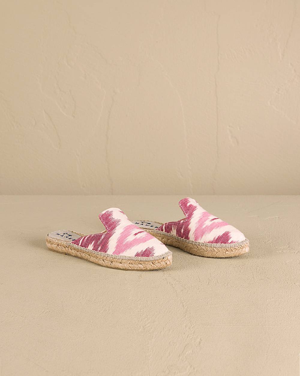 Manebí Dyed Cotton Mules - Tulum Pink And White Ikat I Più Venduti