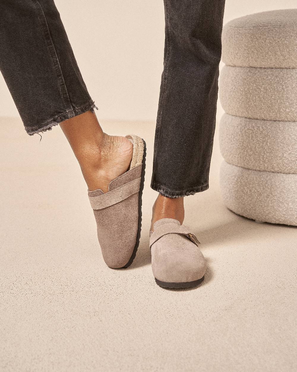 Manebí Suede Clog Mules - Hamptons Coco Brown In Linea