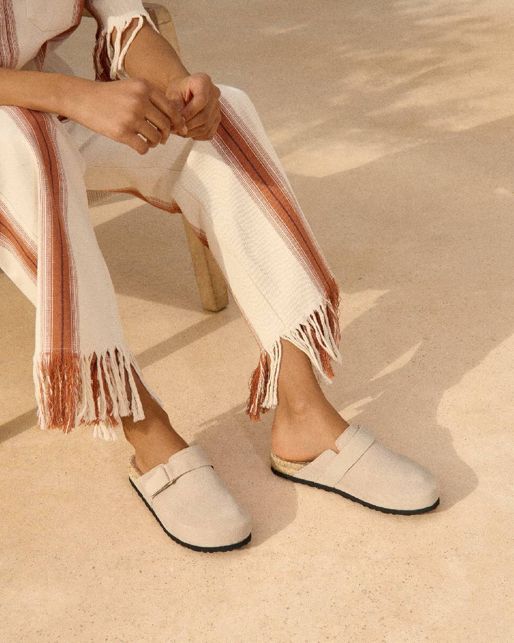Manebí Suede Clog - Mules Champagne Beige Qualità
