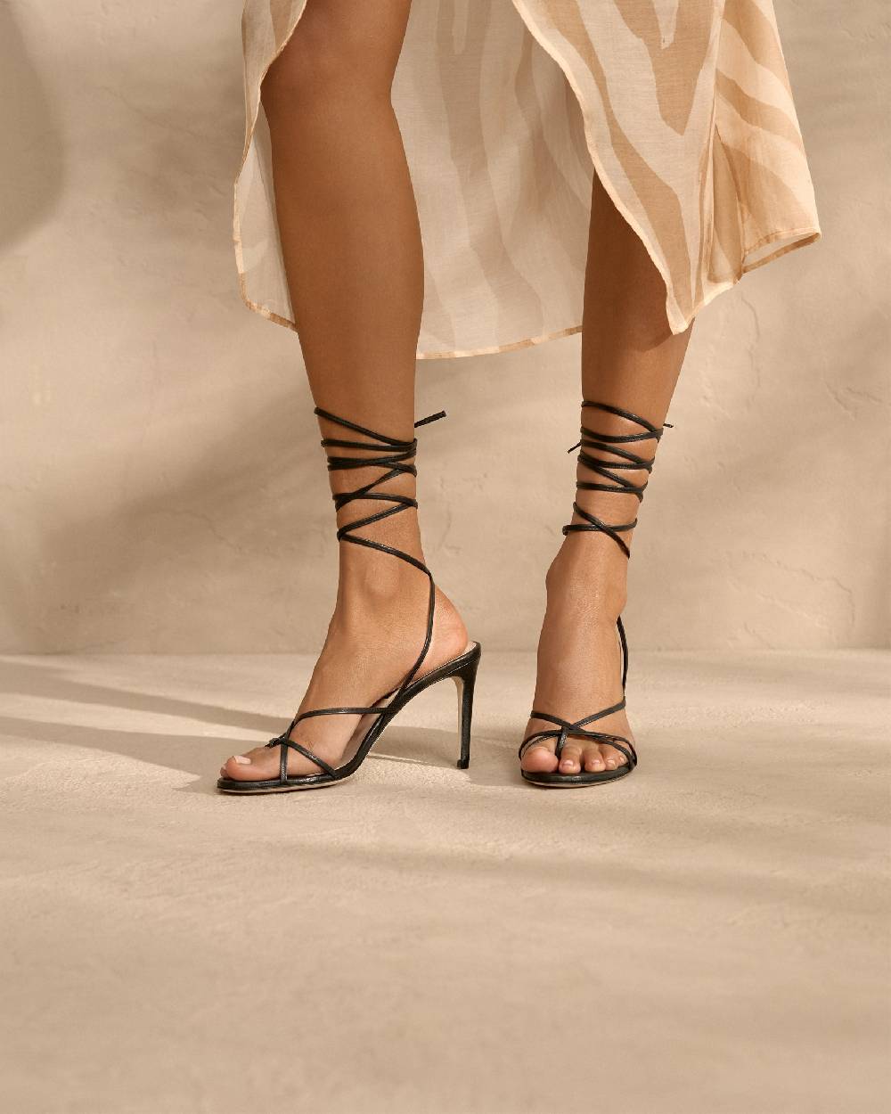 Manebí Scarpe col tacco in pelle Alex - Infradito - Nero Soddisfazione Garantita
