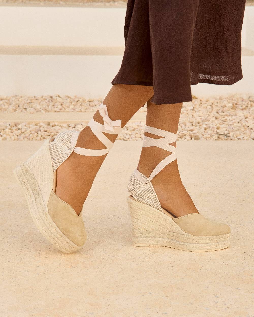 Manebí Soft Suede Heart-Shaped|Wedge Espadrilles - Hamptons Champagne Beige Offerta Giorno del Papà