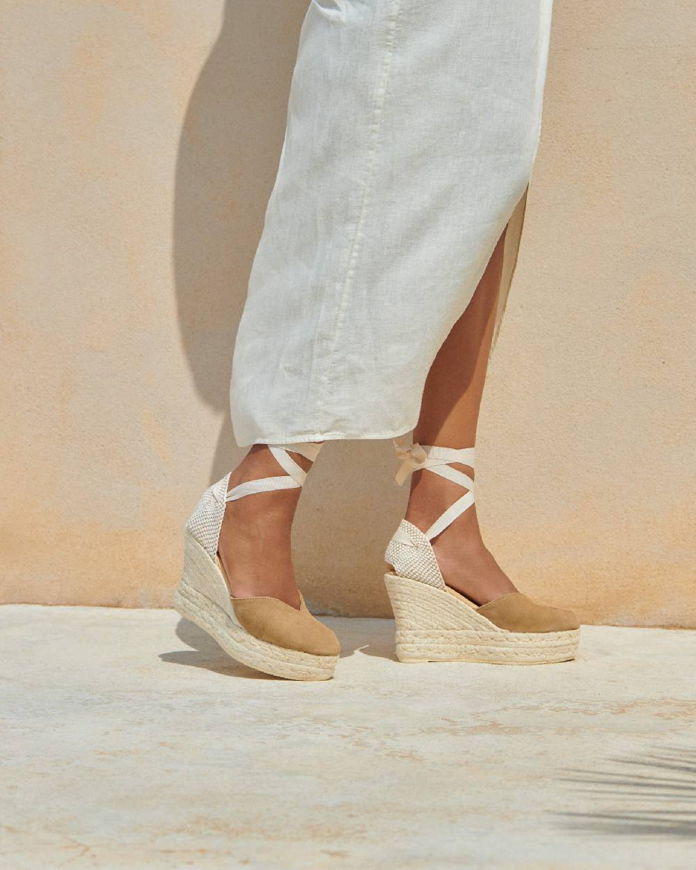 Manebí Soft Suede Heart-Shaped|Wedge Espadrilles - Hamptons Vintage Taupe Convenienza